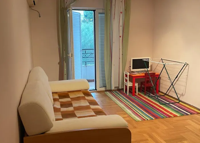One Bedroom Apartment In Center Budva