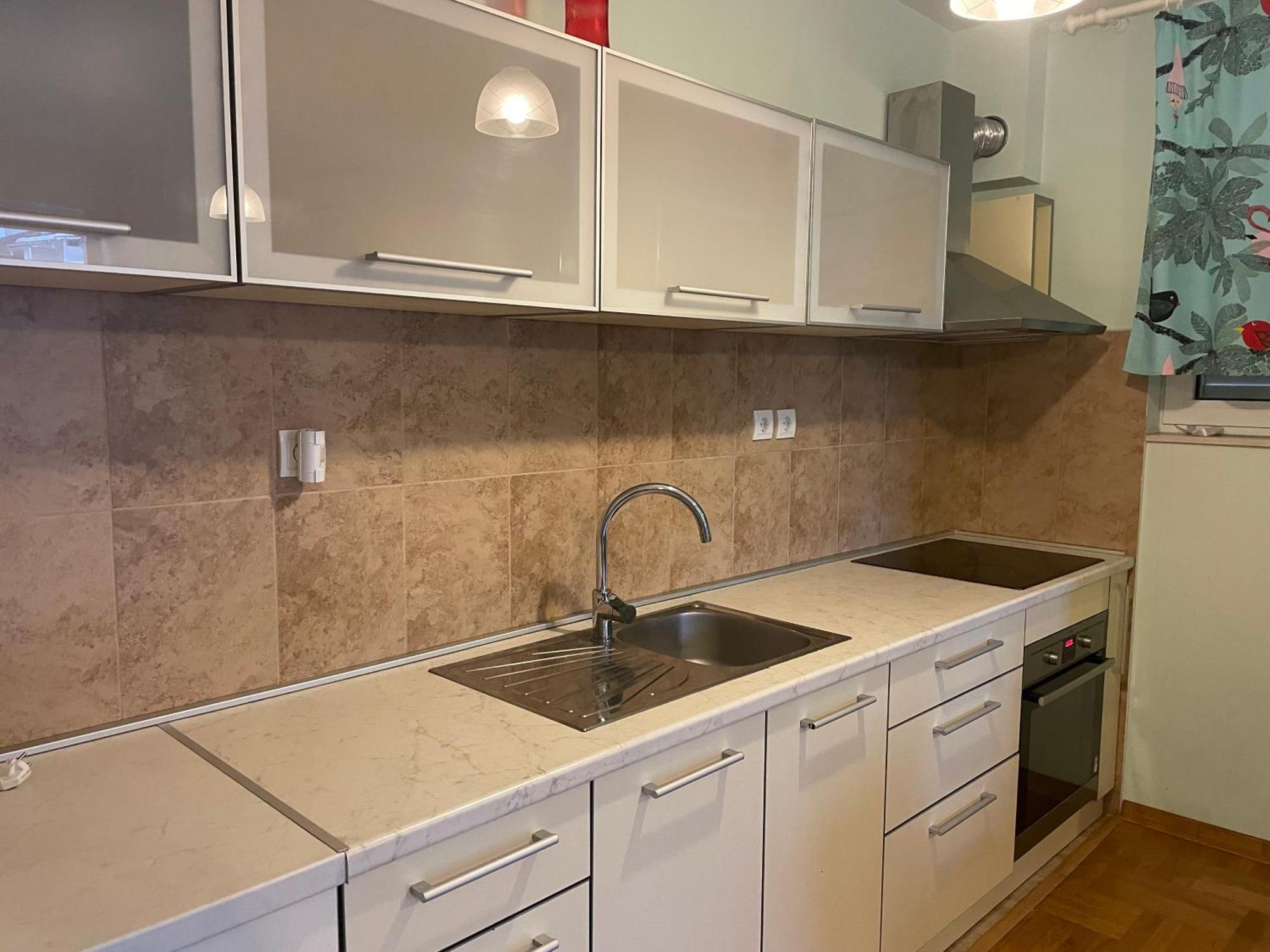 One Bedroom In Center Appartement